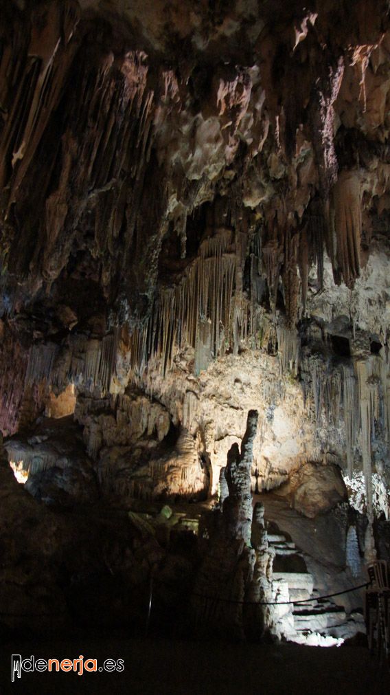 Foto del interior de las Cuevas de Nerja - 2